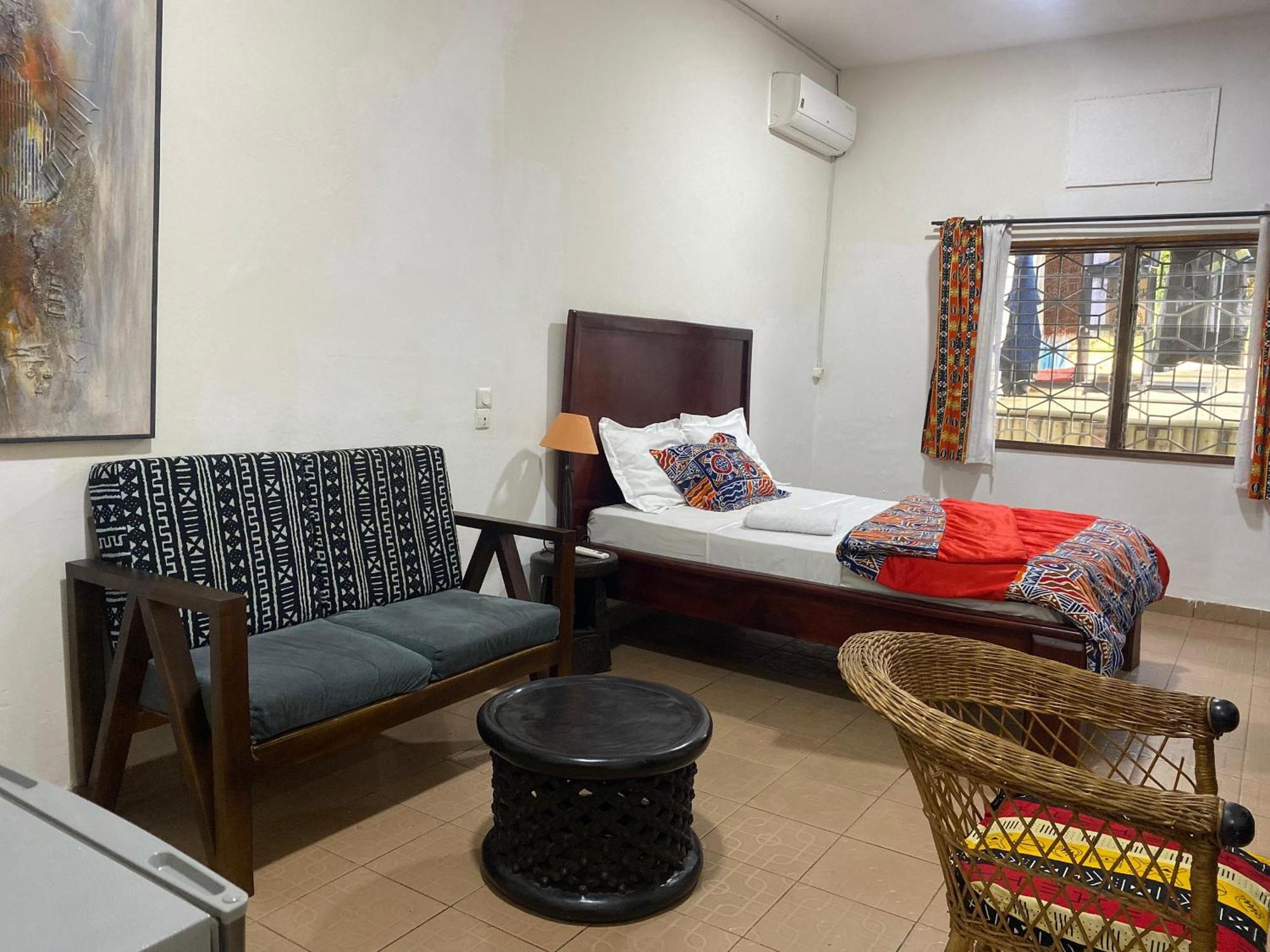 Fiiaa Hotel Yaoundé Exterior foto